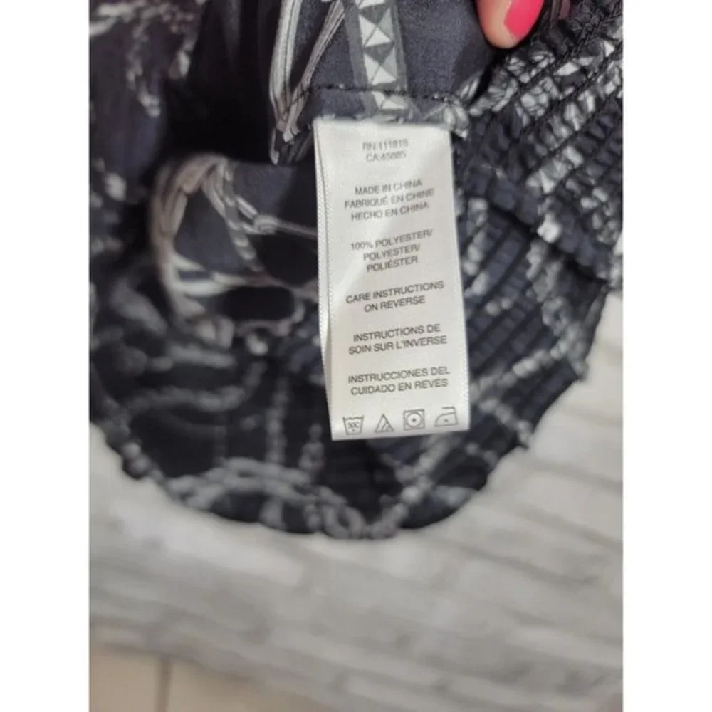 MICHAEL KORS Women’s Short Sleeve Cap Sleeve Black SIlver Faux Jewelry‎ Look Med